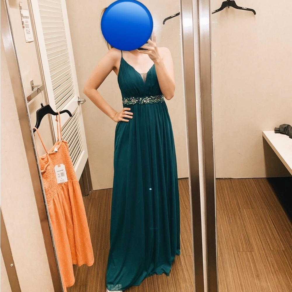 NWT WOMENS PROM/special occasion Dress size 3/4